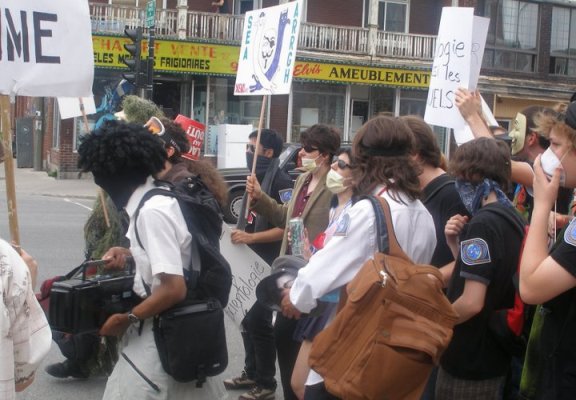 Montreal protest Sea Arrrgh6.jpg