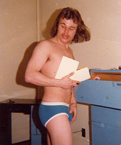 99 | Another overused low-resolution image