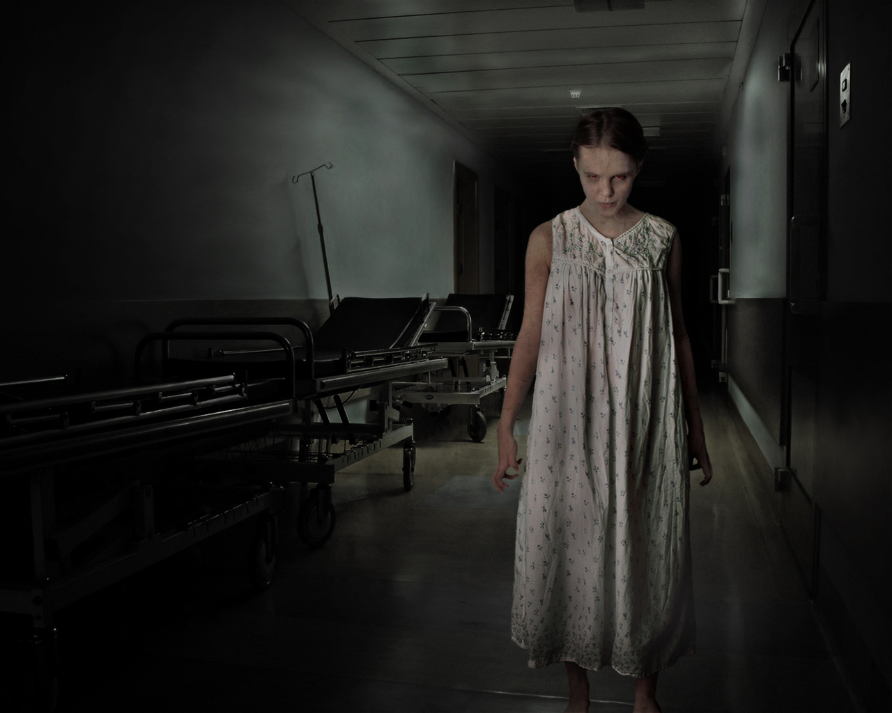 Creepy by nightgraue.jpg