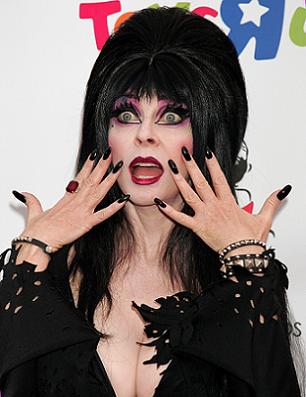 Elvira learns of her inclusion in A-Log's Halloween fapfics.