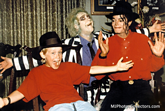 It's like a bat signal to home in [[Michael_jackson|little boys