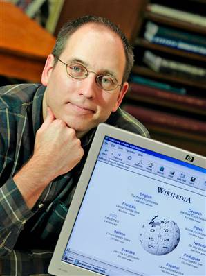 Gregory J. Kohs, twin brother of [[Kurt Eichenwald