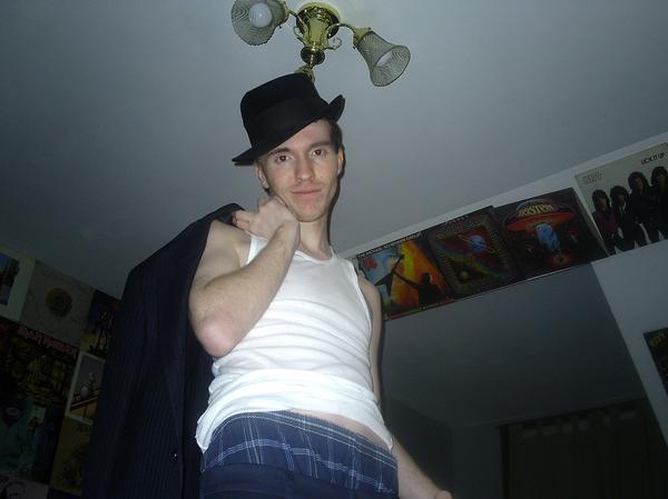 You gotta give Rob some credit.He tries to come across all Gangsta in this photo after taking on a black person, but ends up looking like the Son of Skeletor.