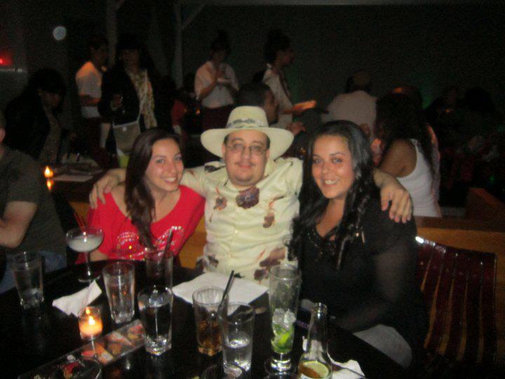 As if writing a story about you fucking a turkey wasn't bad enough... Why would you include members of your own family under their real life names as characters in the story. Why?